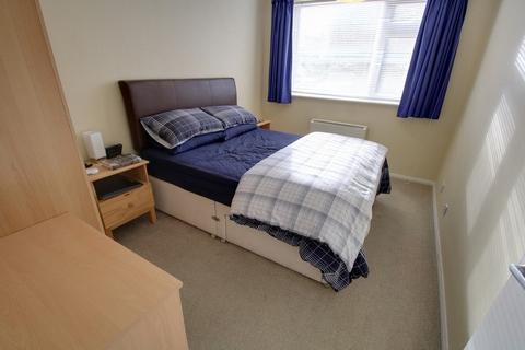2 bedroom flat to rent, Orchard Court, Sussex Road, Colchester, Essex, CO3