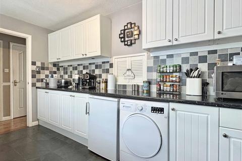 35 Beadle Way, Great Leighs, Chelmsford, CM3 1RT
