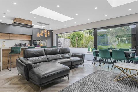 4 bedroom detached house for sale, Tamworth Road, Sutton Coldfield
