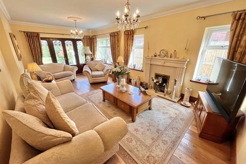 undefined, Hollin Lane, Styal, Wilmslow