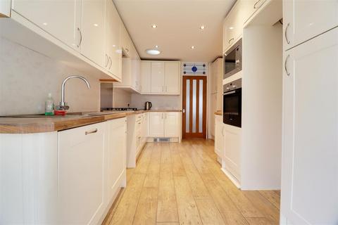 3 bedroom semi-detached bungalow for sale, Redcliff Drive, North Ferriby