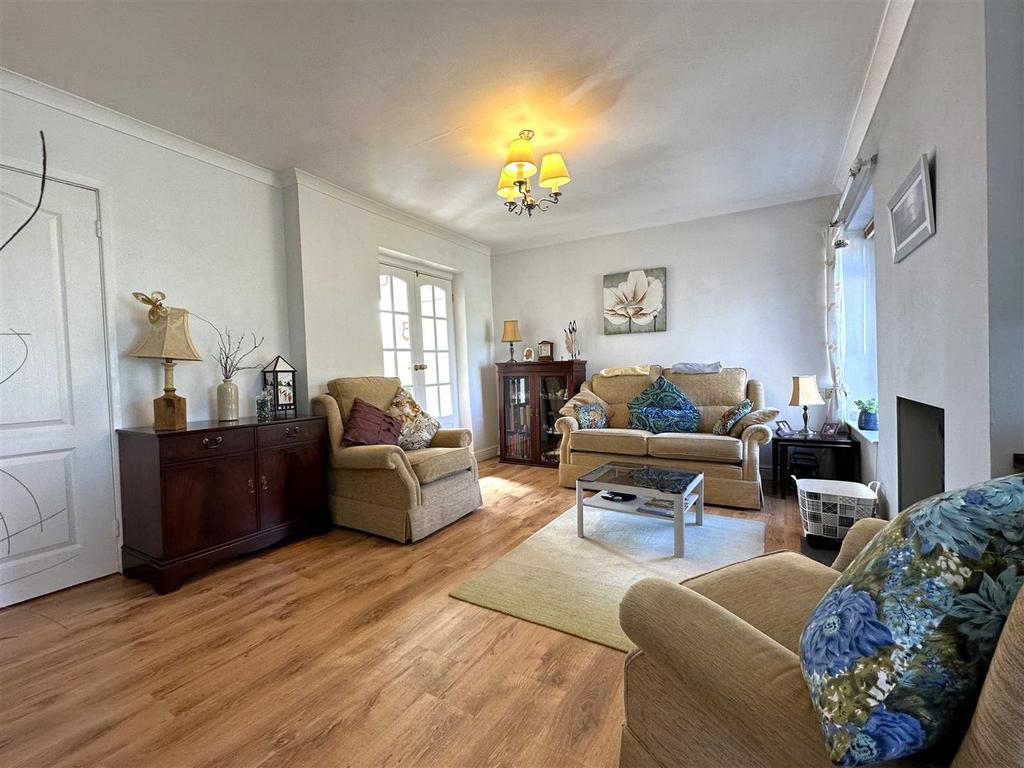 Living Area 717