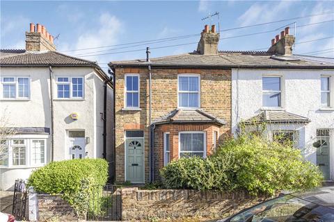 12 Edgell Road, Staines-upon-thames, TW18 2ES