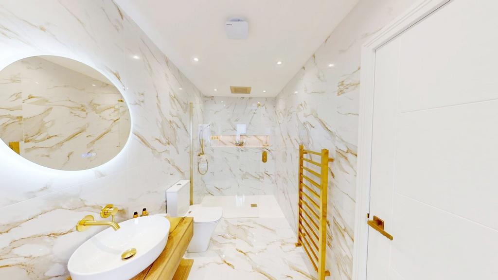 Ensuite