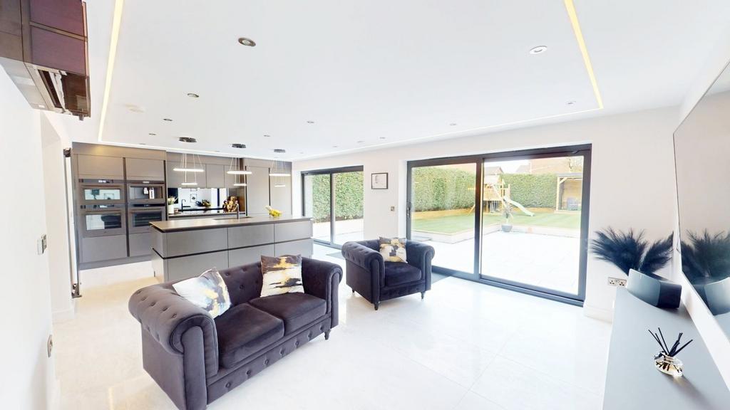 Family Room/Kitchen
