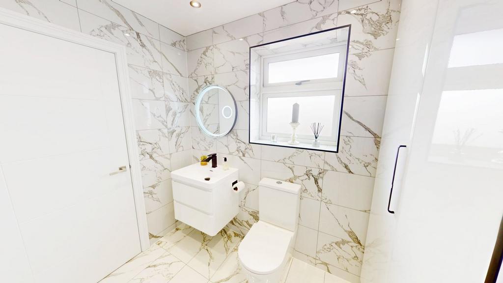 Ensuite