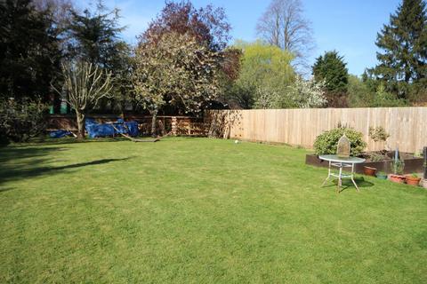 5 bedroom detached house for sale, Hamilton Drive, Melton Mowbray