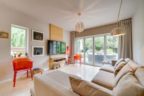 5 bedroom detached house for sale, Hamilton Drive, Melton Mowbray