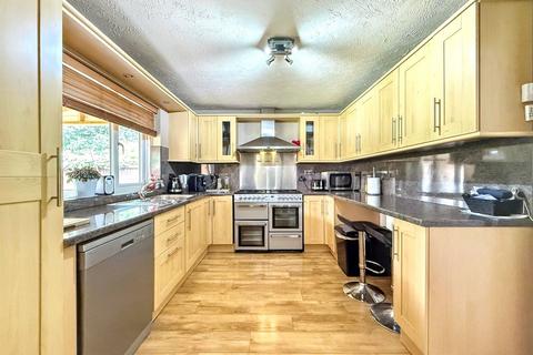 5 bedroom detached house for sale, Don Close, Didcot OX11
