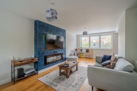 4 bedroom detached house for sale, Stow Park Circle, Newport NP20