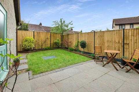 3 bedroom semi-detached house for sale, Immaculately presented three bedroom home in Yatton's North End