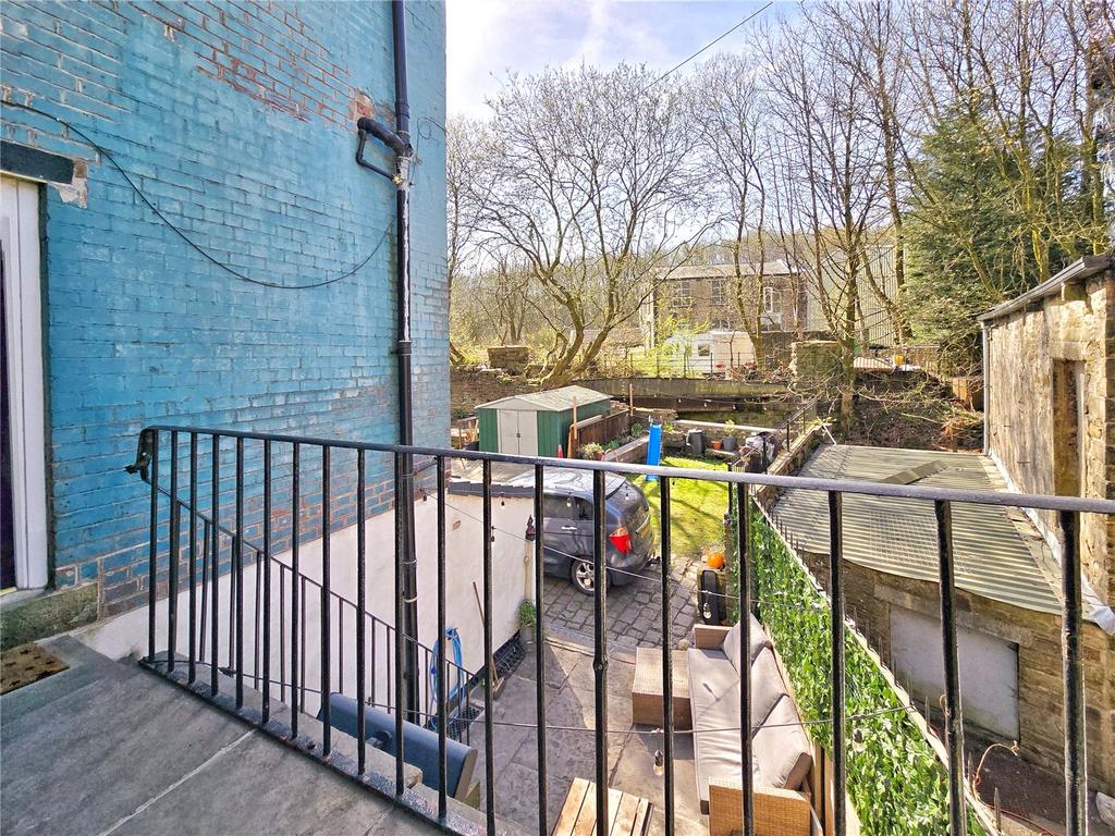 Balcony Walkway