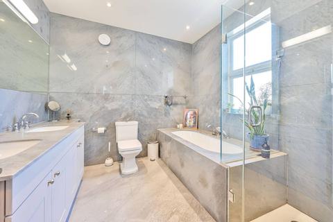 309 Underhill Road, London, SE22 9EA