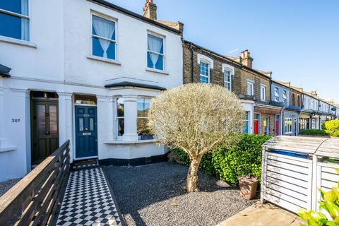 309 Underhill Road, London, SE22 9EA