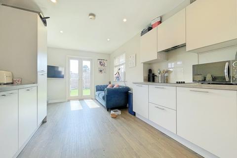 4 bedroom property for sale, Damson Close, Tiptree, Colchester, CO5