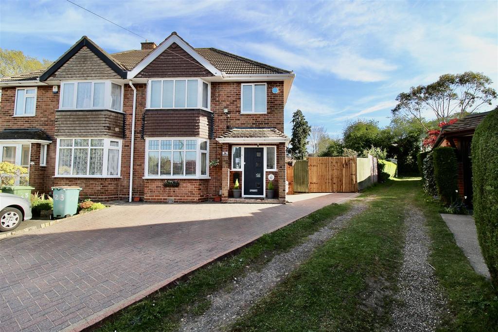 Front Garden/Driveway