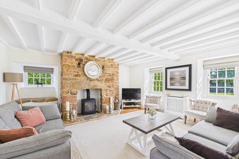 5 bedroom detached house for sale, St Mary