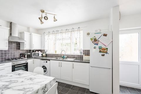 2 bedroom terraced house for sale, Hoveton Place, Badersfield