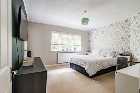 2 bedroom terraced house for sale, Hoveton Place, Badersfield