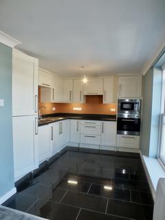 2 bedroom apartment to rent, Southgate Street, Bury St. Edmunds IP33
