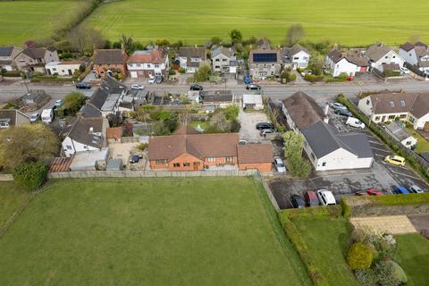 4 bedroom detached bungalow for sale, Coxley (Between Wells and Glastonbury)