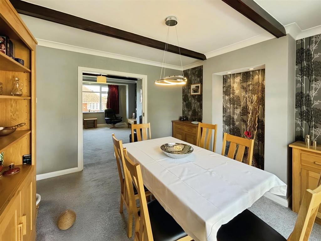 9ea96b2c-Dining 20 Room 202.jpg