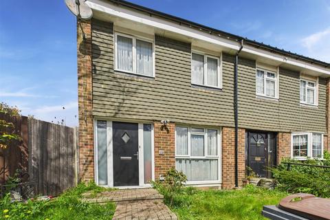 3 bedroom semi-detached house for sale, Linden Avenue, Coulsdon CR5