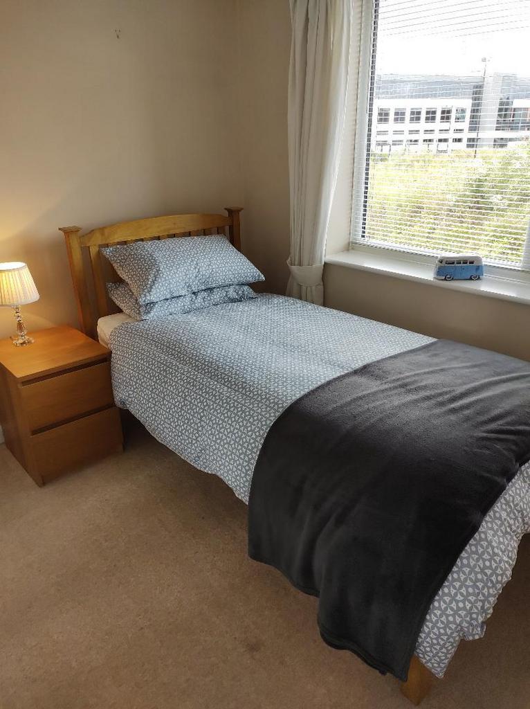 Flat3 Bedroom.jpg