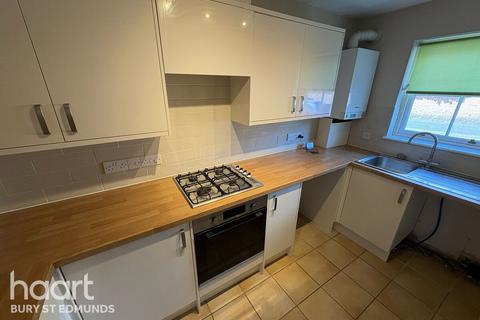 3 bedroom terraced house to rent, Spring Lane, BURY ST EDMUNDS