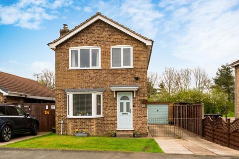 11 Sycamore Road, Barlby, Selby, YO8 5XA