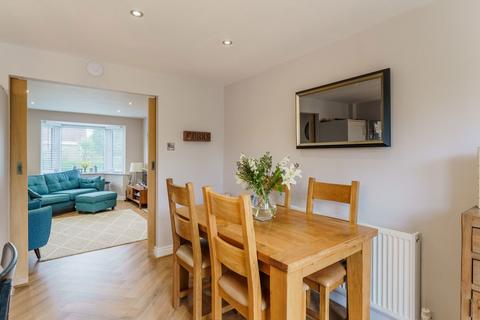 11 Sycamore Road, Barlby, Selby, YO8 5XA