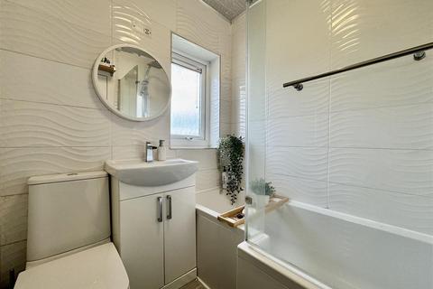 2 bedroom terraced house for sale, Rawthorpe Lane, Rawthorpe, Huddersfield, HD5 9PB