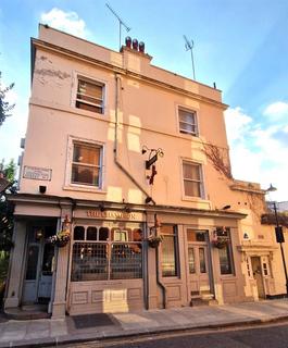 2 bedroom flat to rent, Wellington Terrace, London W2