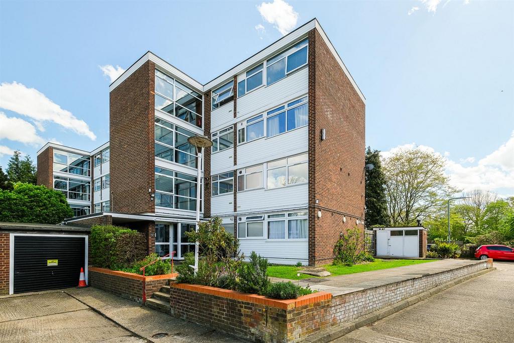 3 River Court, Wanstead-26 web.jpg