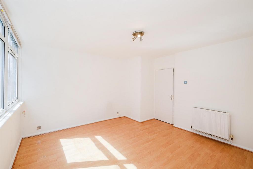 3 River Court, Wanstead-3 web.jpg