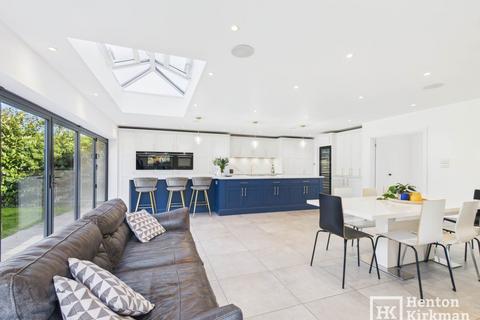 6 bedroom detached house for sale, Potash Road, Billericay
