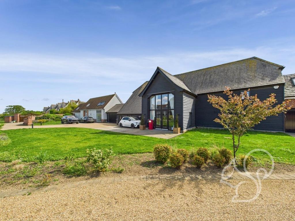 CAM05287 G0-PR0027-STILL041.jpg