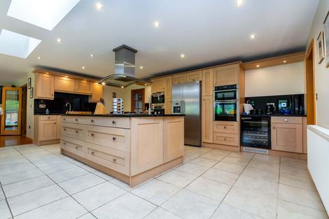 1 Clyffes Farm Close, Scarisbrick, Ormskirk, L40 9SB