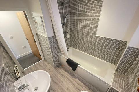 3 bedroom ground floor flat to rent, Hindsford Bridge Mews, Atherton M46