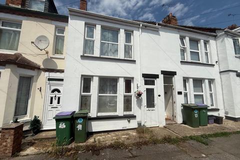 11 Fernbank Crescent, Folkestone, CT19 5SF