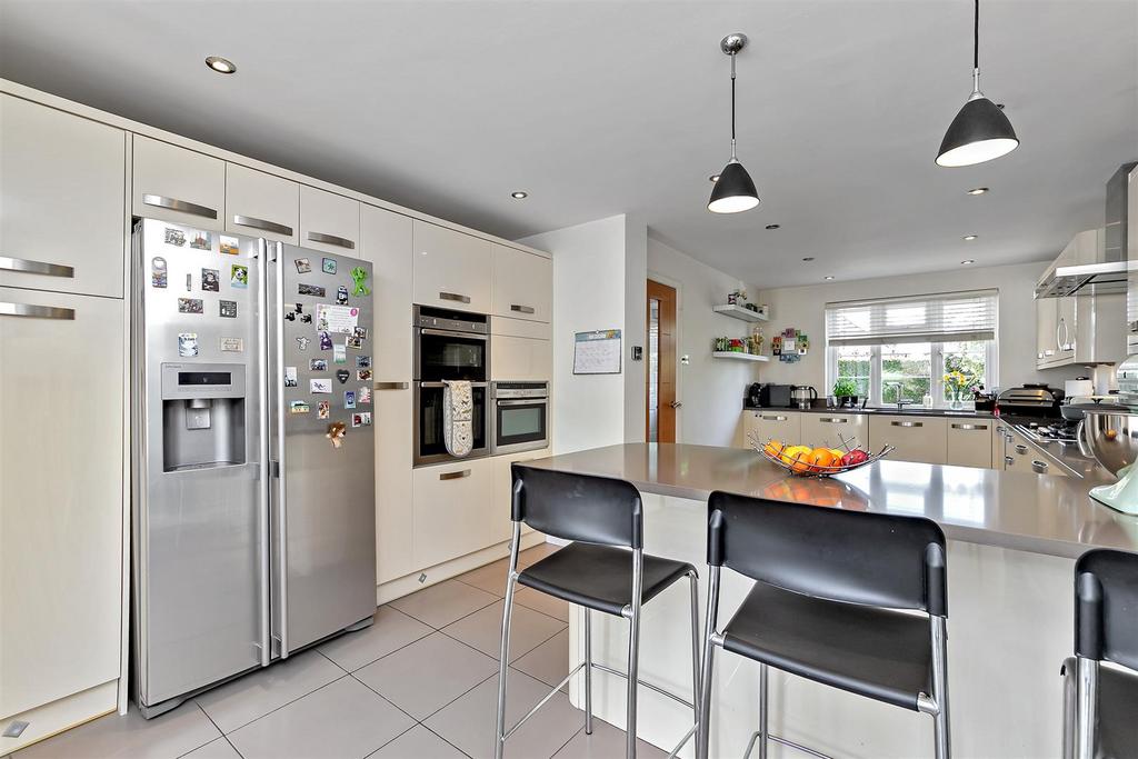 17 Charmouth Road-18.jpg