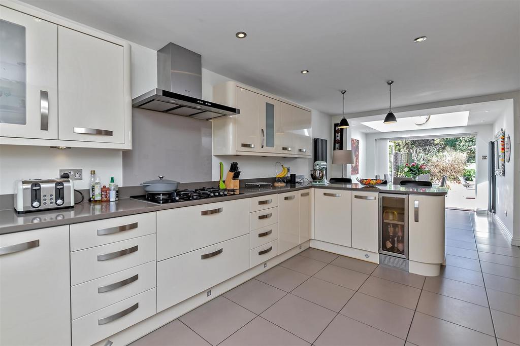 17 Charmouth Road-14.jpg