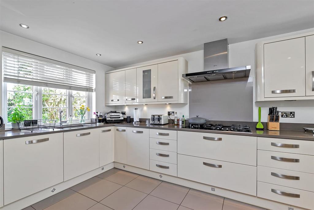 17 Charmouth Road-13.jpg
