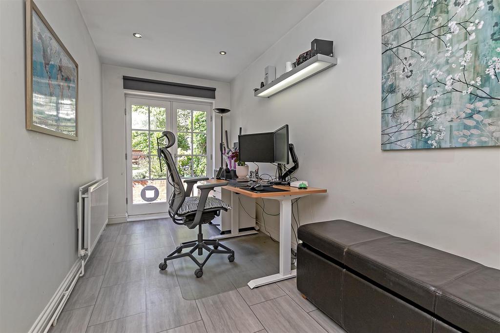 17 Charmouth Road-39.jpg