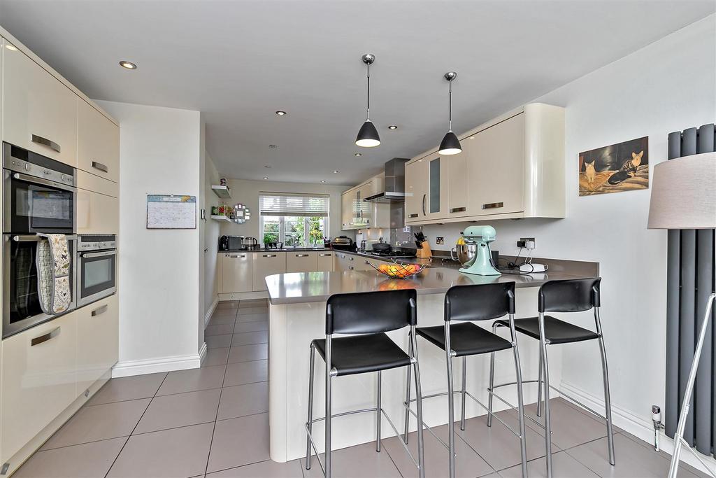 17 Charmouth Road-16.jpg