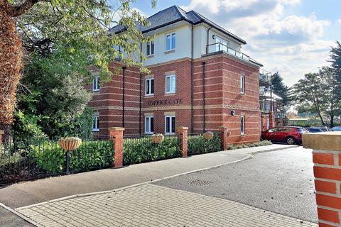 2 bedroom ground floor flat for sale, Beaulieu Road, Dibden Purlieu, SO45