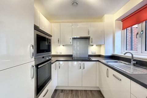 2 bedroom ground floor flat for sale, Beaulieu Road, Dibden Purlieu, SO45