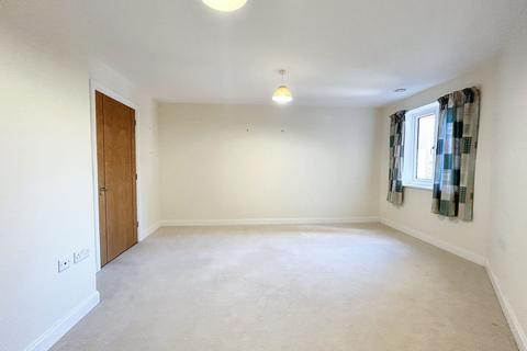 2 bedroom ground floor flat for sale, Beaulieu Road, Dibden Purlieu, SO45