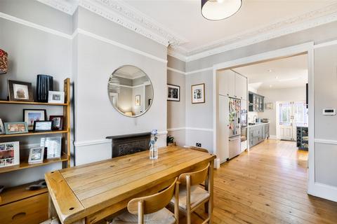 138 Windsor Road, London, E7 0RB