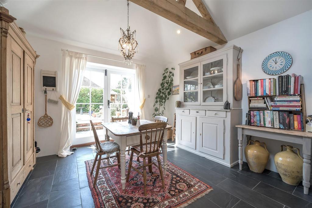 Breakfast Room